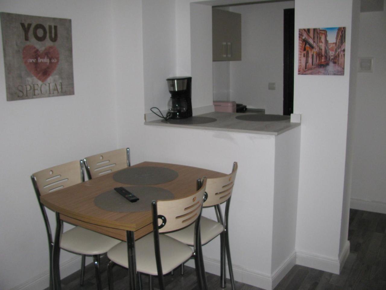 4 Seasons Apartments Bistriţa Esterno foto