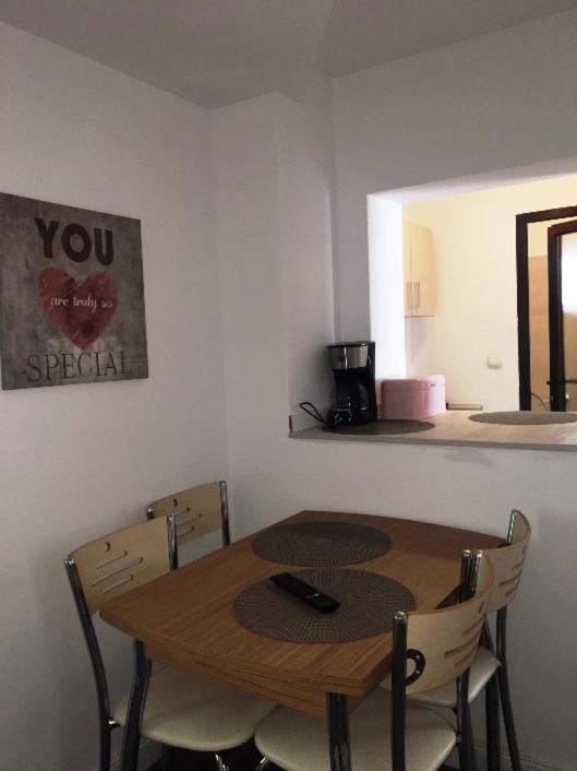 4 Seasons Apartments Bistriţa Esterno foto